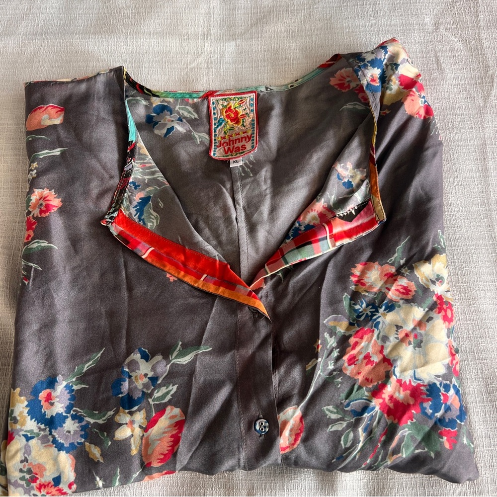 Johnny Was Silk Floral Button Shirt Gray XL